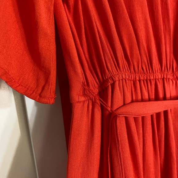 Francesca’s Jun & Ivy Red Romper w/ Scalloped Neckline - Picture 10 of 13